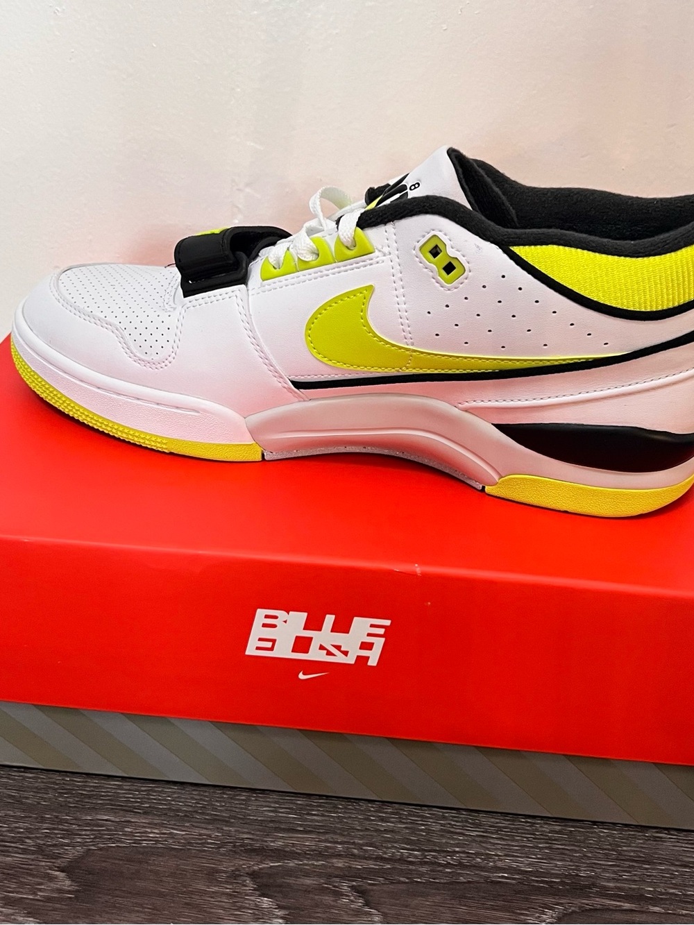 NWOT Nike AAF 88 SP Billie Eilish athletic shoe Men White/yellow/black size 12